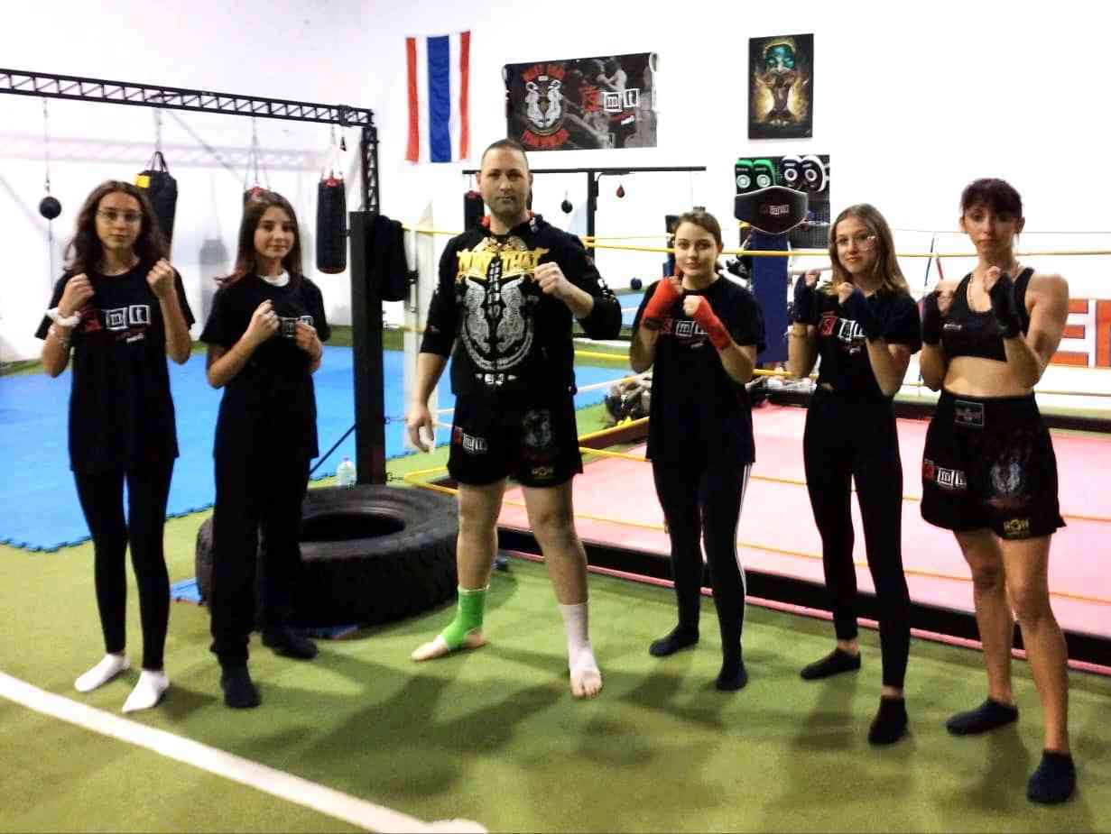 Immagine articolo: Menfi, sempre più donne si avvicinano a sport da combattimento. Soddisfazione di Michelangelo Venezia