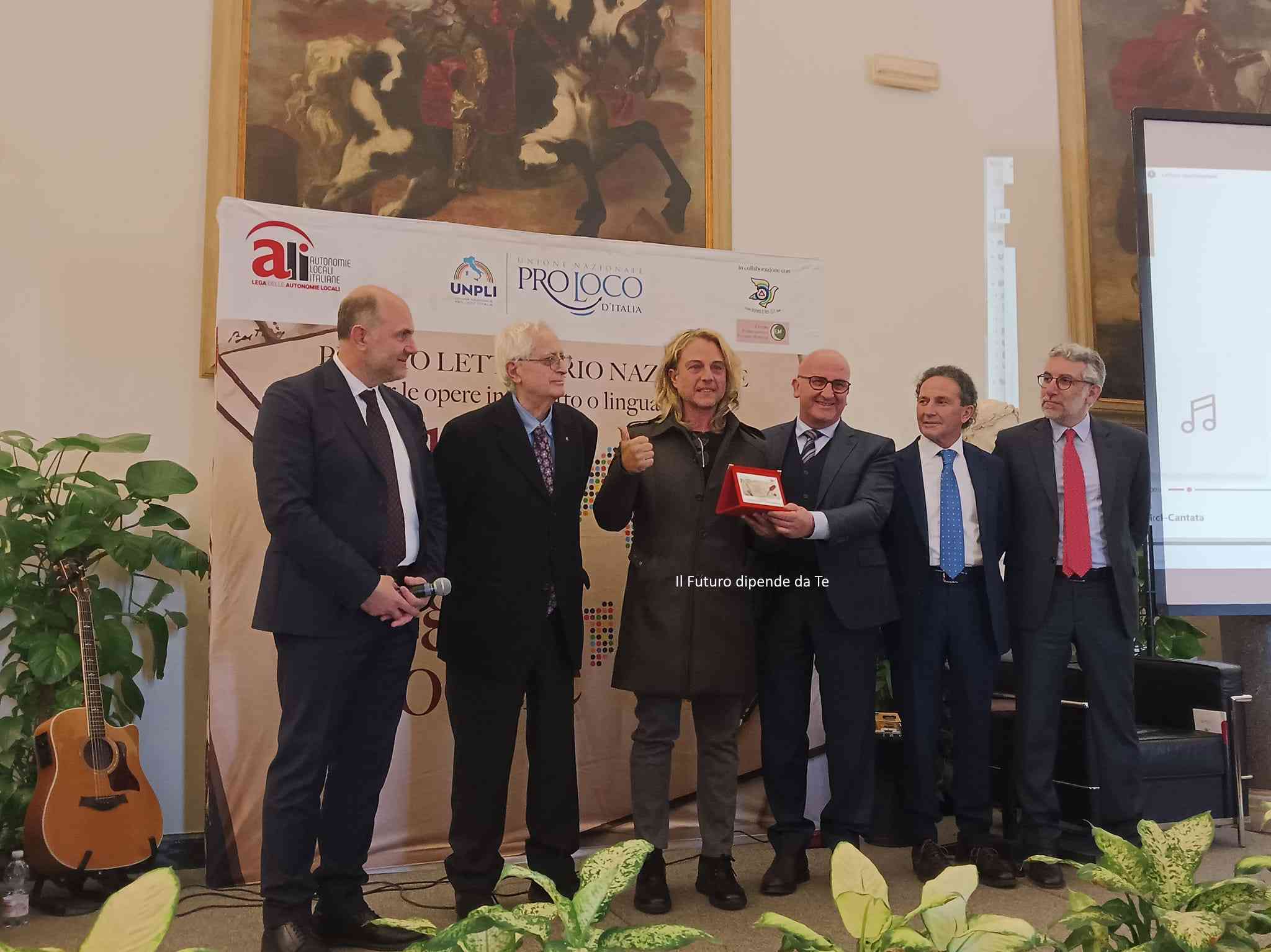Immagine articolo: Il menfitano Piero Mangiaracina premiato a Roma al concorso letterario nazionale “Salva la tua lingua locale”