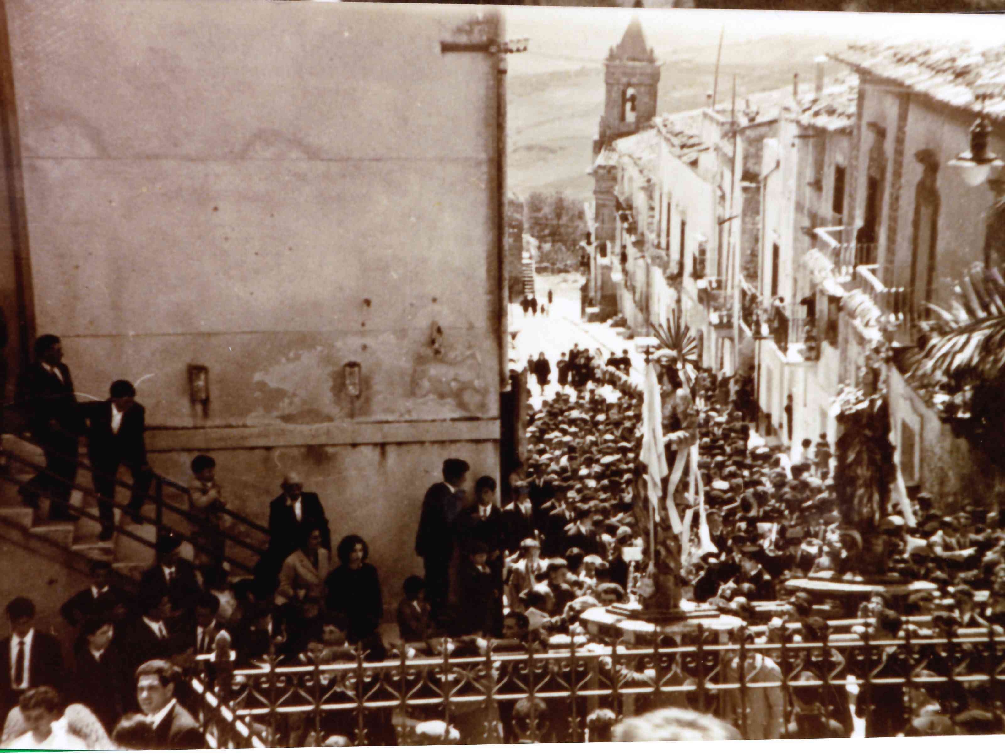 Foto archivio gruppo Facebook "Salaparuta"