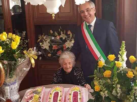 Immagine articolo: Calatafimi in festa per i 100 anni delle nonne Antonina e Caterina