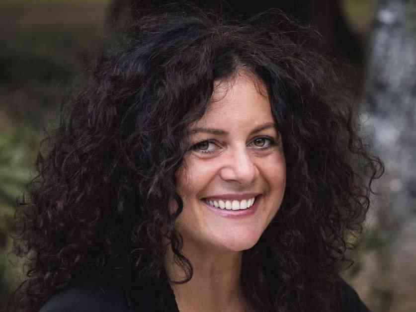 Immagine articolo: “Quel viaggio in Economy con Mario Draghi, la bottiglia di Settesoli e tanto orgoglio menfitano“