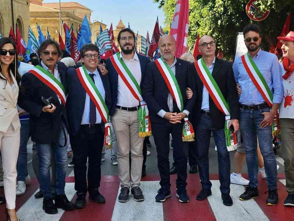 Immagine articolo: Tutela della Sanità Pubblica. Menfi e gli altri Comuni presenti alla manifestazione ad Agrigento