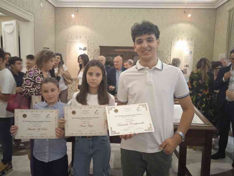 Immagine articolo: XV Premio Internazionale “Navarro“. I menfitani Campanella, Li Petri e Fazio premiati nella categoria Poesia dei giovani