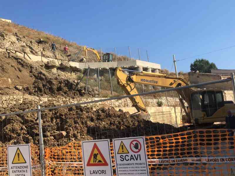 Immagine articolo: Ripresi i lavori di messa in sicurezza del costone di Porto Palo