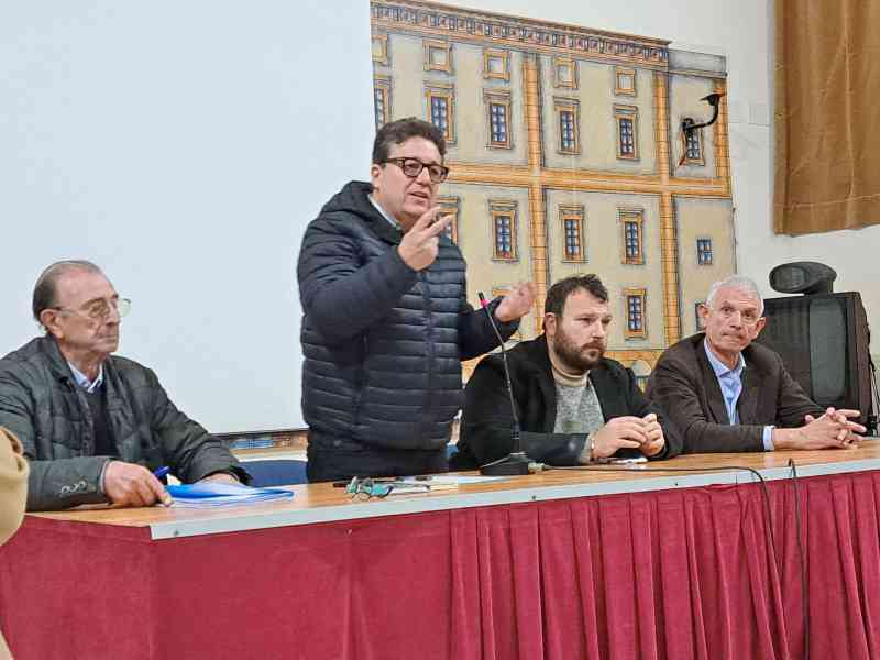 Immagine articolo: Clemente, Gagliano e Dimino pianificano la campagna irrigua insieme al Commissario Giarraputo