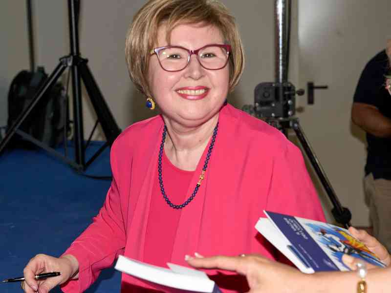 Immagine articolo: Porto Palo. Martedì 5 agosto la presentazione del libro “Valzer dell’oblio” di Angela Maria Mistretta