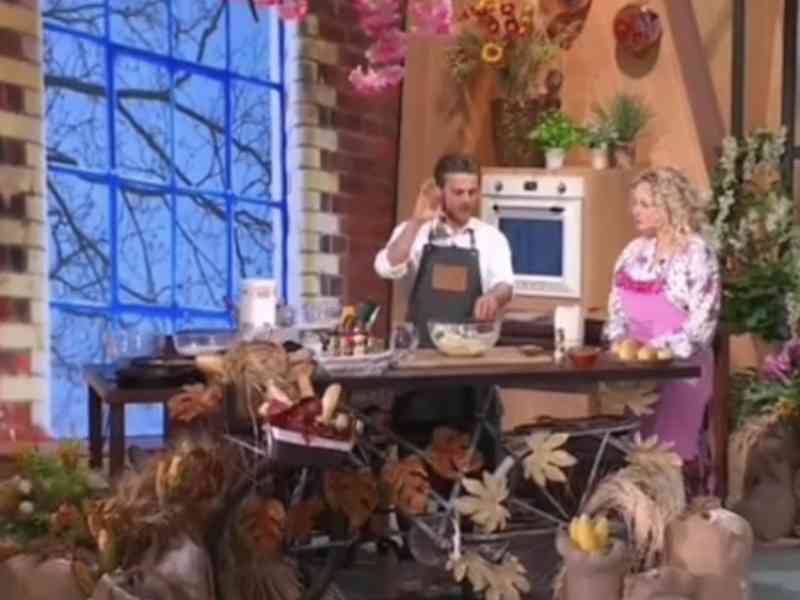 Immagine articolo: Su Rai Uno oggi la ricetta della sciavata di Menfi. Antonella Clerici ricorda la sua vacanza nella nostra terra
