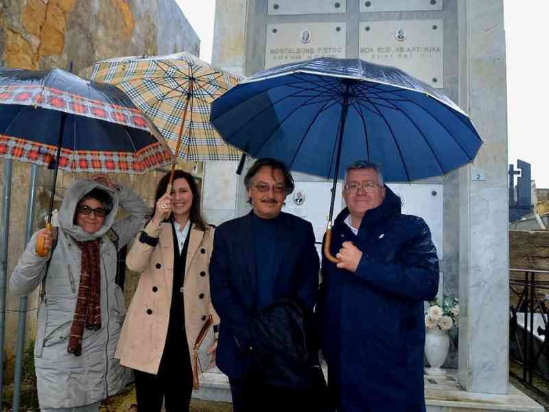 Immagine articolo: Santa Margherita. Collocate 7 targhe commemorative dedicate a sette figure di rilievo