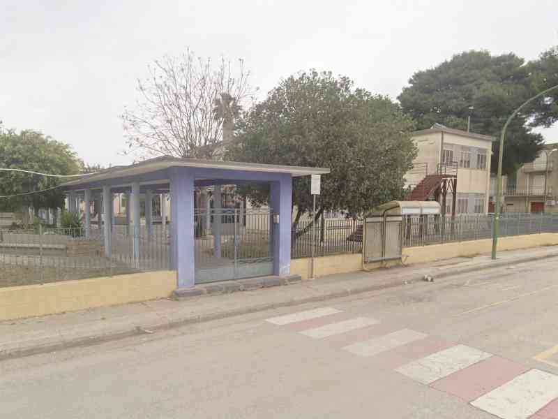 Immagine articolo: Menfi, freddo nella scuola Lombardo Radice: il dirigente scolastico sposta le aule in altre sedi. Verso Menfi: “basta rincorrere le emergenze, il Sindaco ceda la delega alla Pubblica Istruzione“