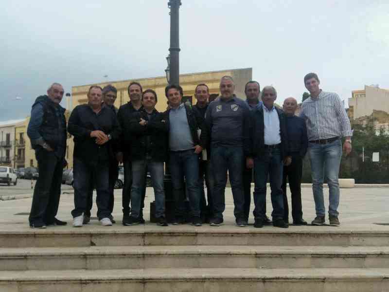 Immagine articolo: S. Margherita, incontro tecnico al teatro Sant'Alessandro con gli amministratori della città. Discussi temi di sanatoria edilizia, abusivismo e viabilità rurale