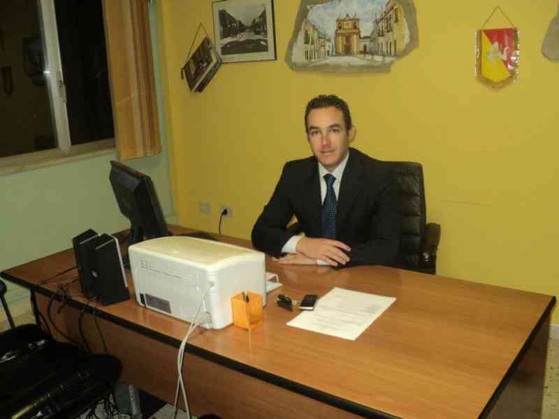 Immagine articolo: Consiglio Comunale di Salaparuta approva all’unanimità una mozione “Pro-pescatori di Mazara del Vallo”.