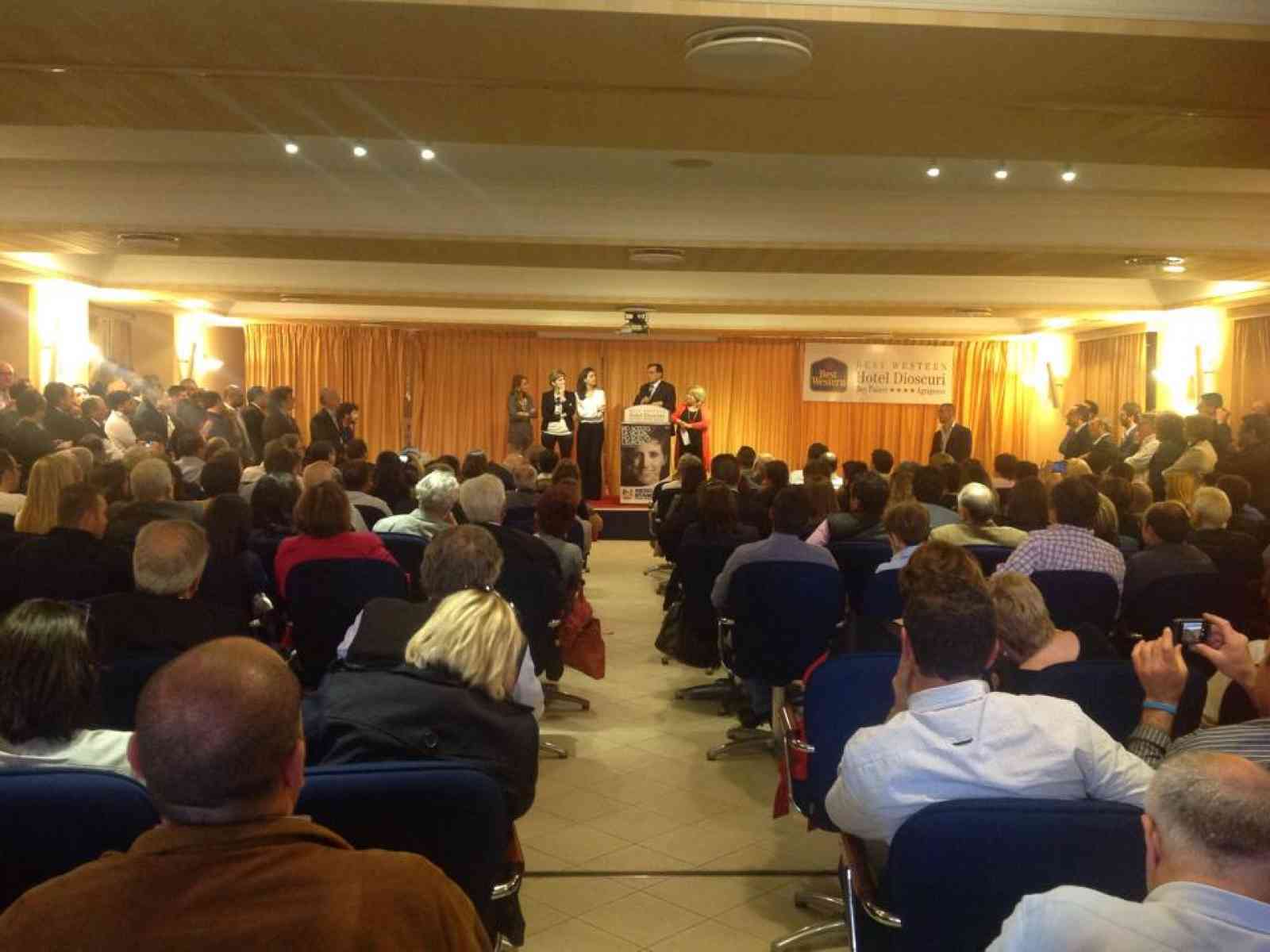 Europee 2014: Mezza giunta Crocetta alla convention del PD ad Agrigento