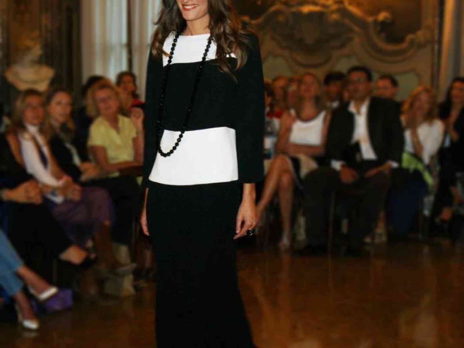 La piazza di Menfi si trasforma in red carpet. Grande sfilata di moda stasera alle 23