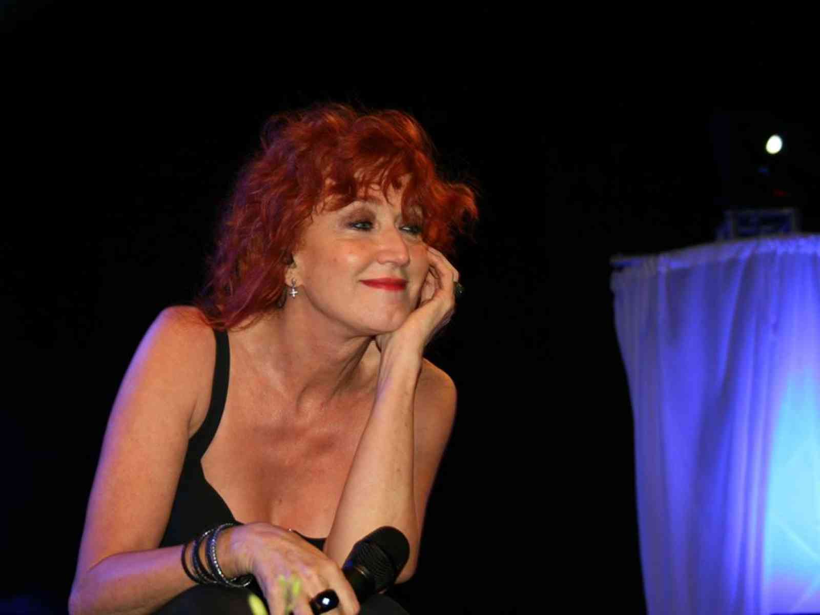 Premio Letterario G.Tomasi. Il vincitore:“Bellissimo“. La Mannoia incanta e commuove il pubblico