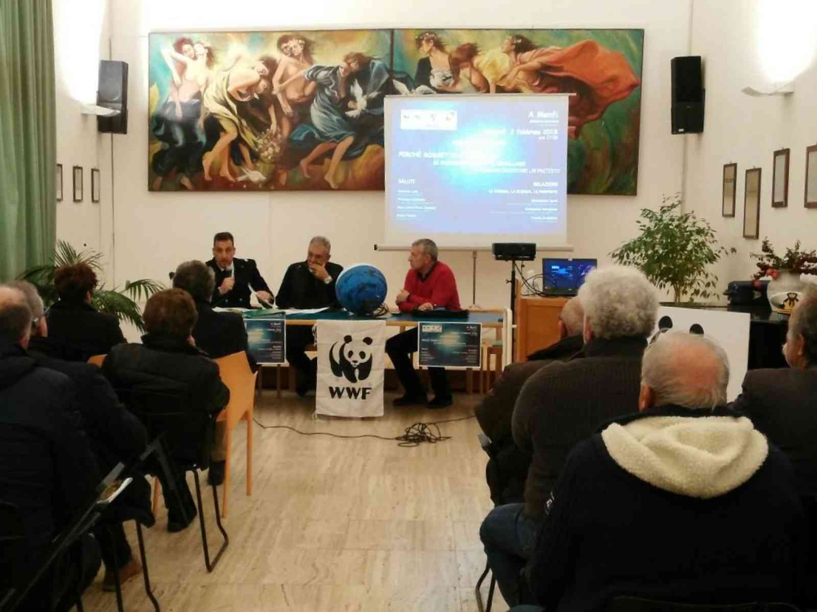 Menfi. Numerosi spunti dall'incontro del WWF contro l’illegalità della pesca del novellame