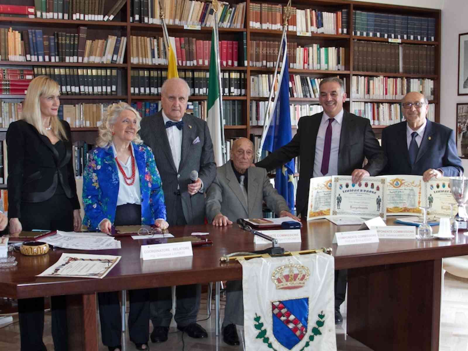 Santa Margherita. Nuovi traguardi culturali per il poeta Pippo Monteleone