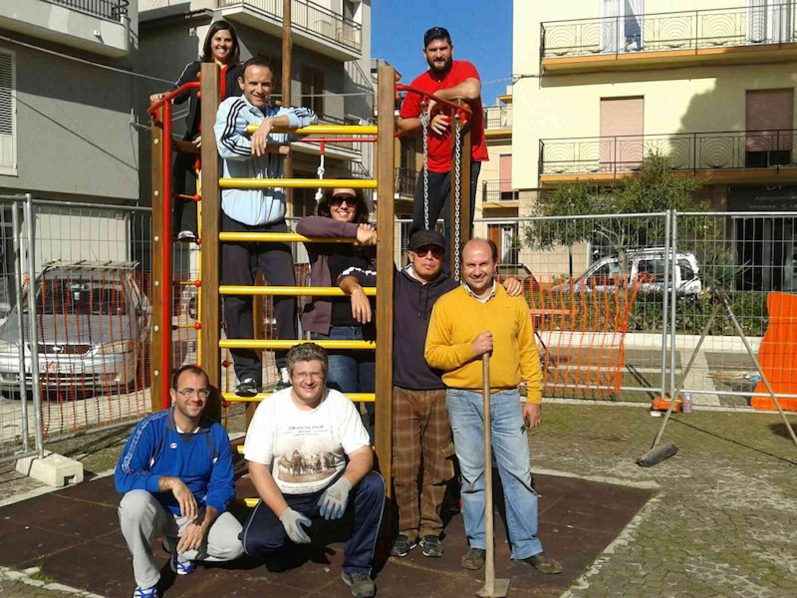 Ultimi ritocchi per il nuovo parco giochi