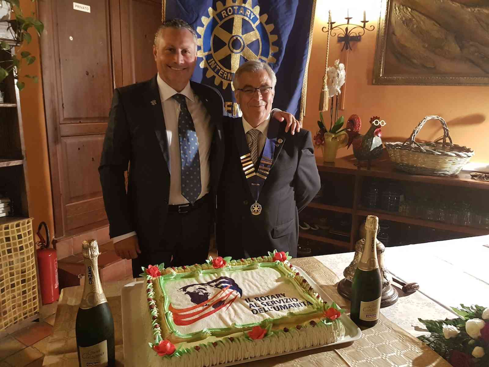 Rotary Club di Menfi: Nino Buttafuoco nuovo presidente