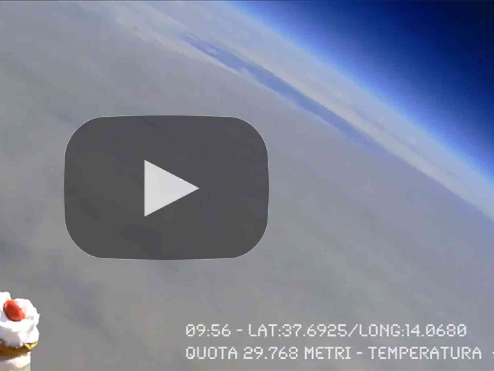 Il cannolo va nello spazio. L'impresa di un gruppo di giovani siciliani