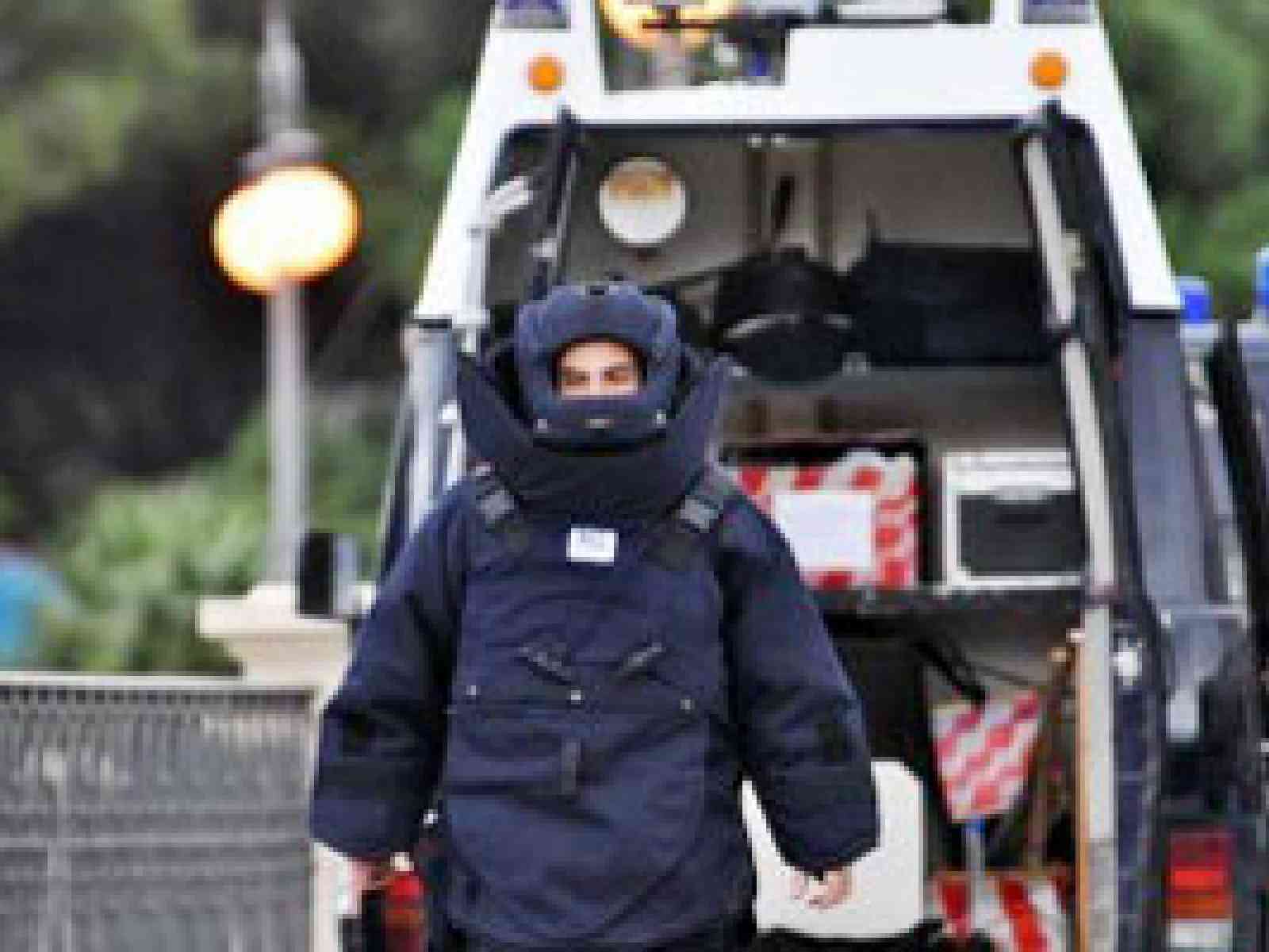 Sospetta autobomba sulla A29 Palermo - Mazara del Vallo, intervengono gli artificieri