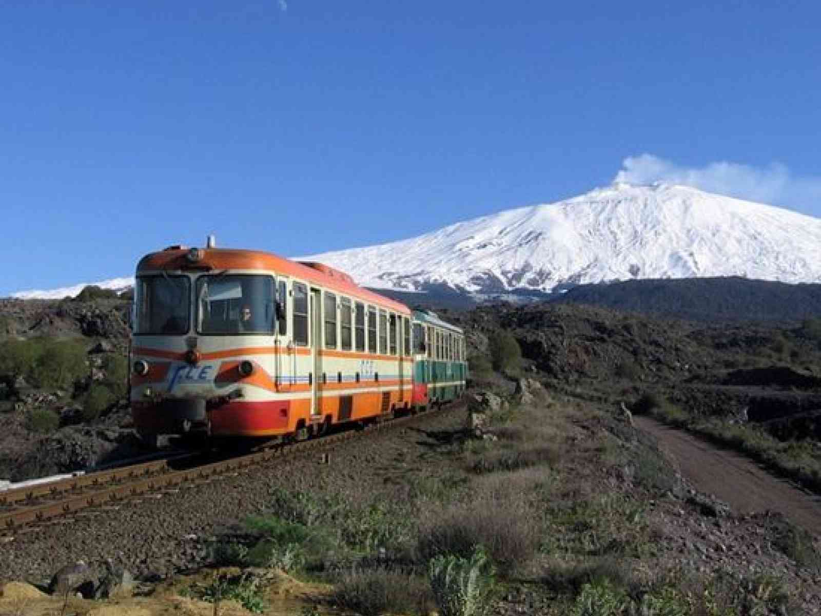 Bando di concorso per 37 addetti da inserire nella Ferrovia Circumetnea