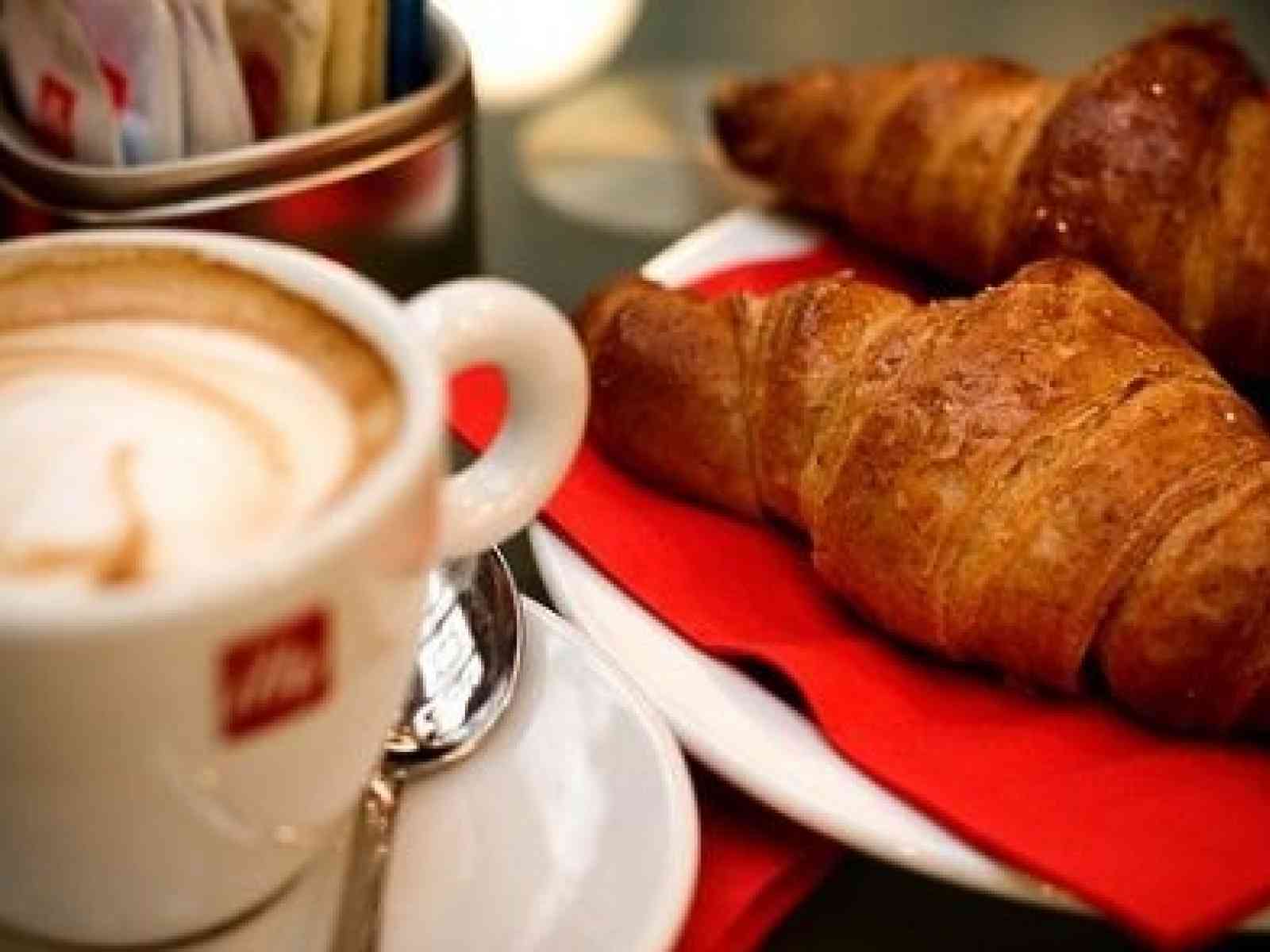 Menfi. Mangia e beve, ma non paga il conto al bar. Intervengono i Carabinieri