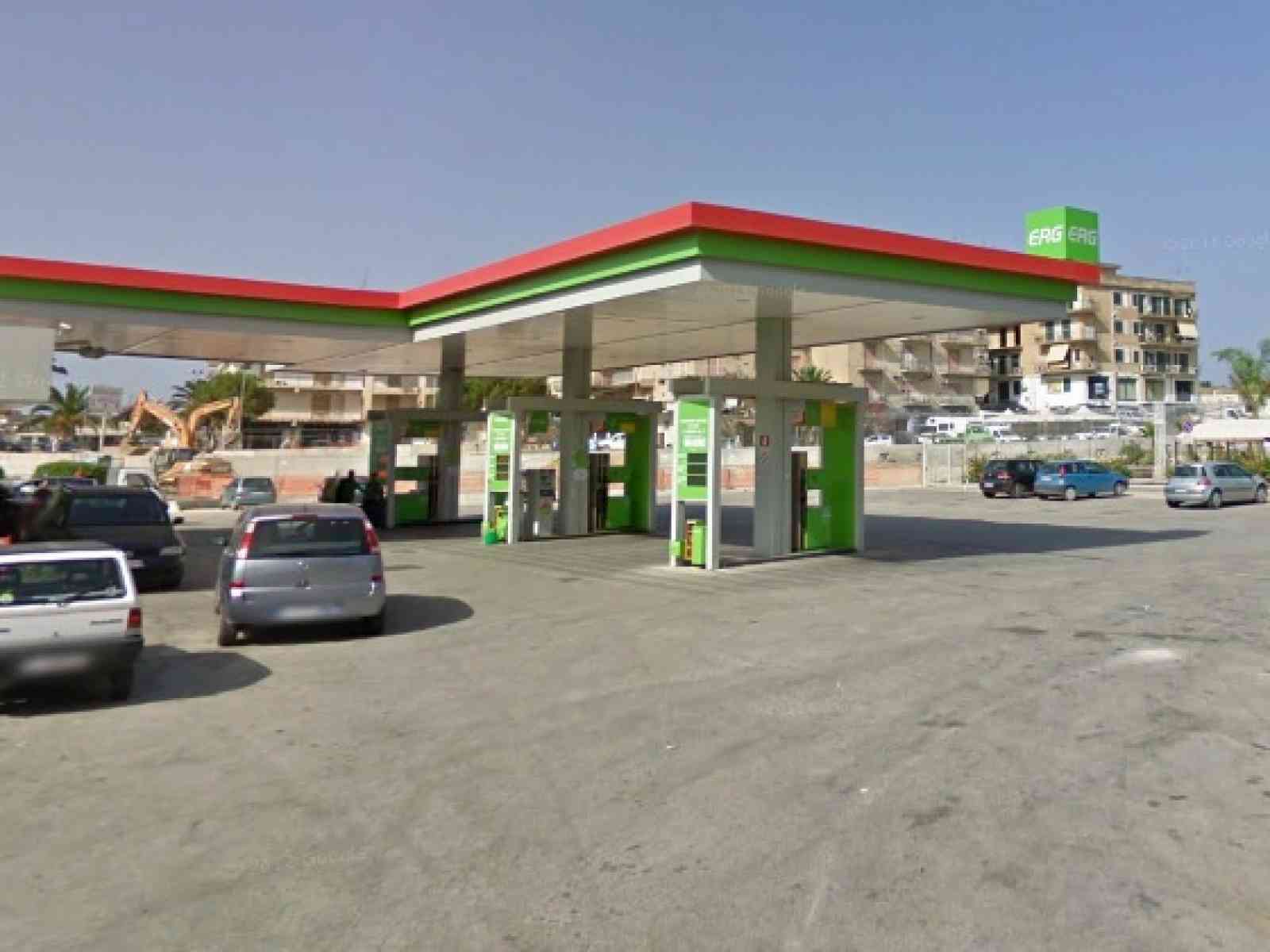 Furto all'ERG di Sciacca, 5000 euro la refurtiva