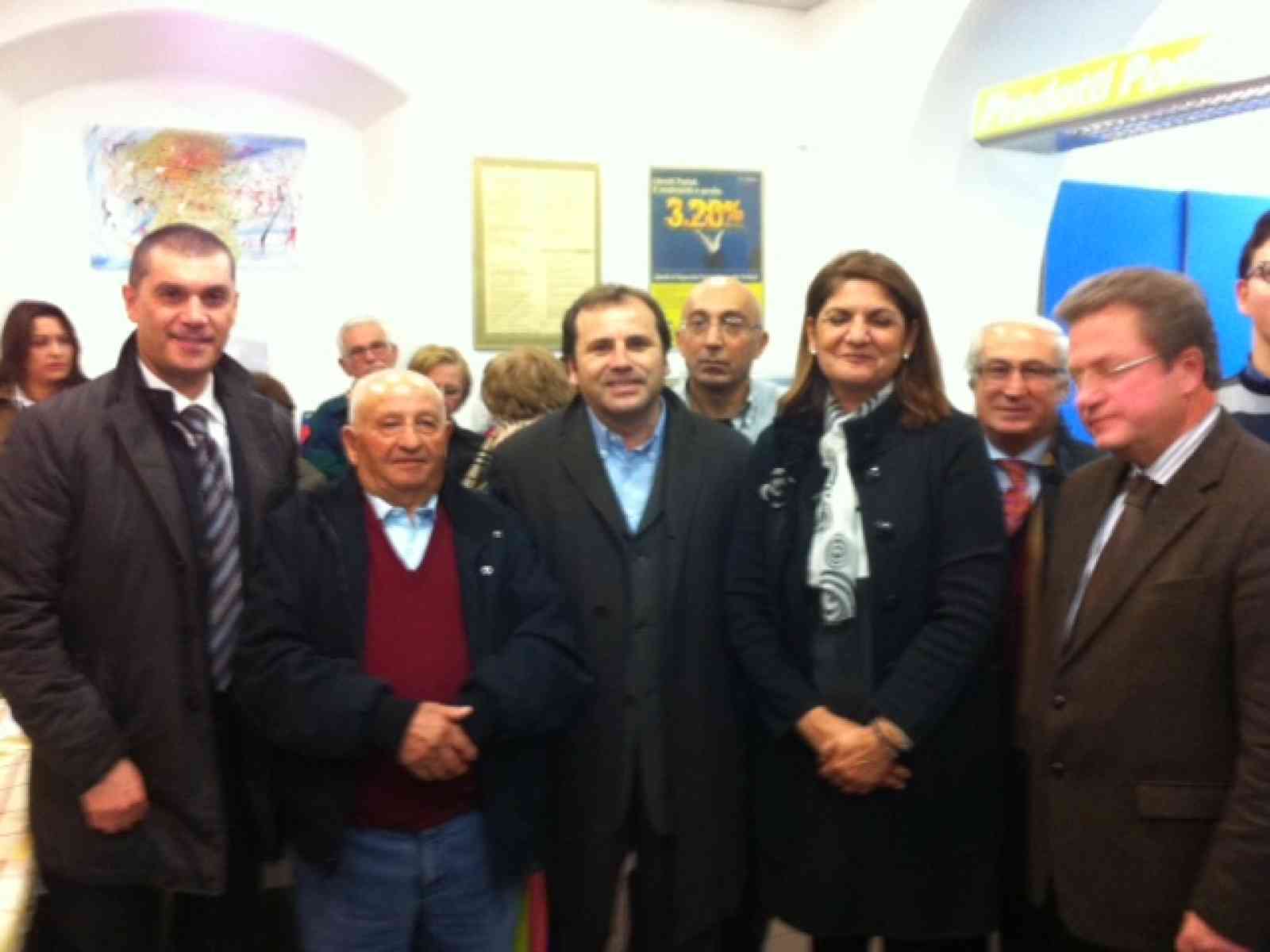 A Sciacca Poste Italiane premia il cliente più anziano