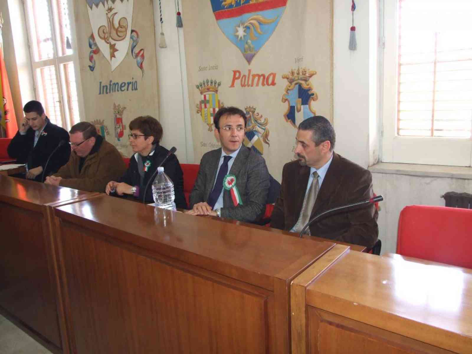 Uscita dall'unione. Zinna: “Maggioranza scappa per non discutere la proposta“