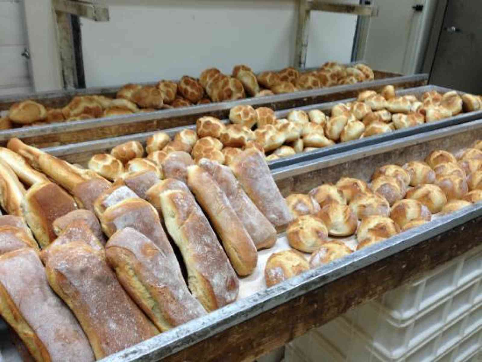 Menfi. Pane anche nei giorni festivi, parte la turnazione dei panificatori