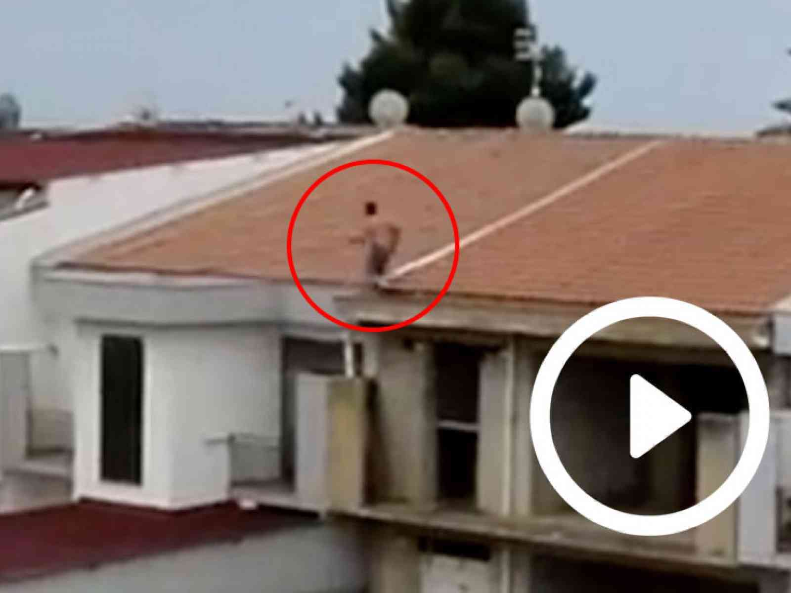 Blitz GdF a Menfi. Il VIDEO della fuga sui tetti