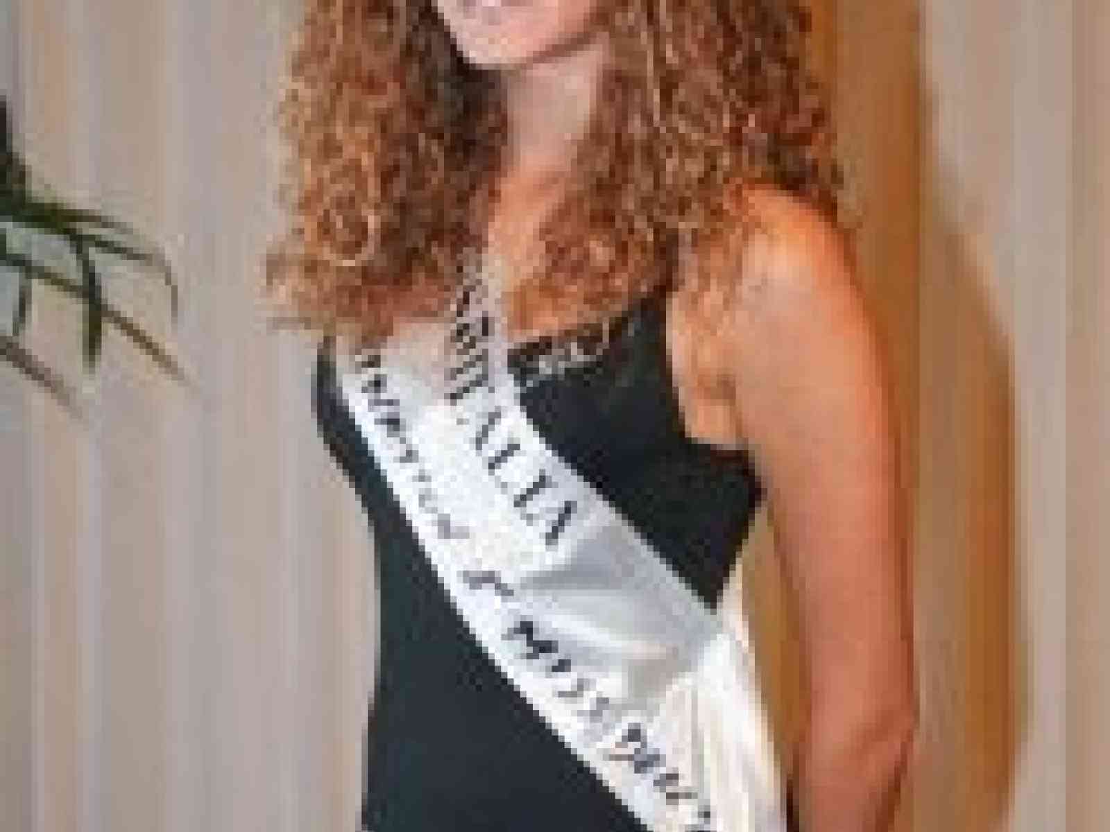 “Forza Giusy“. La Buscemi è tra le tre finaliste di Miss Italia. Menfi incrocia le dita