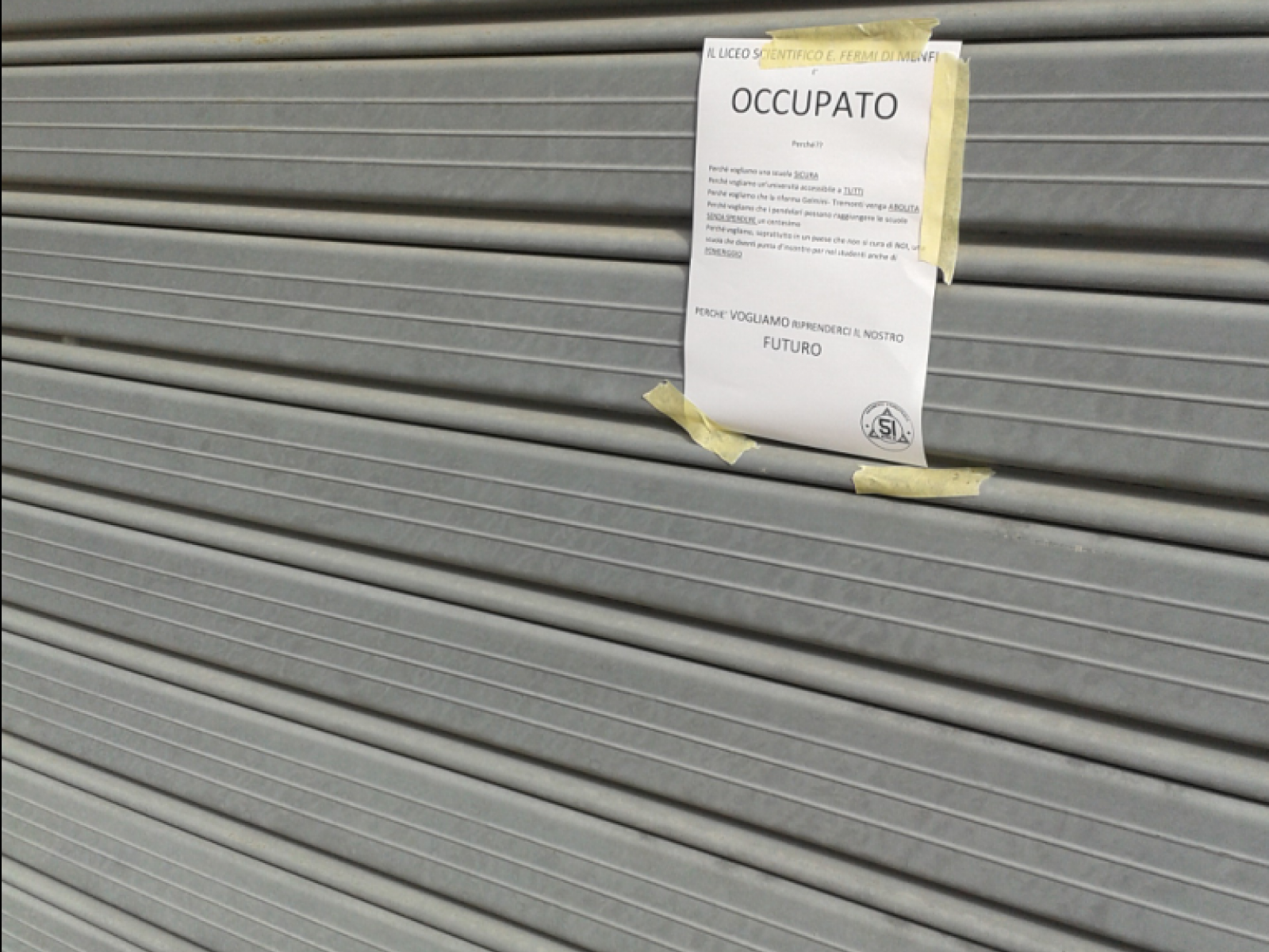 Menfi: gli studenti protestano “vogliamo riprenderci il nostro futuro“