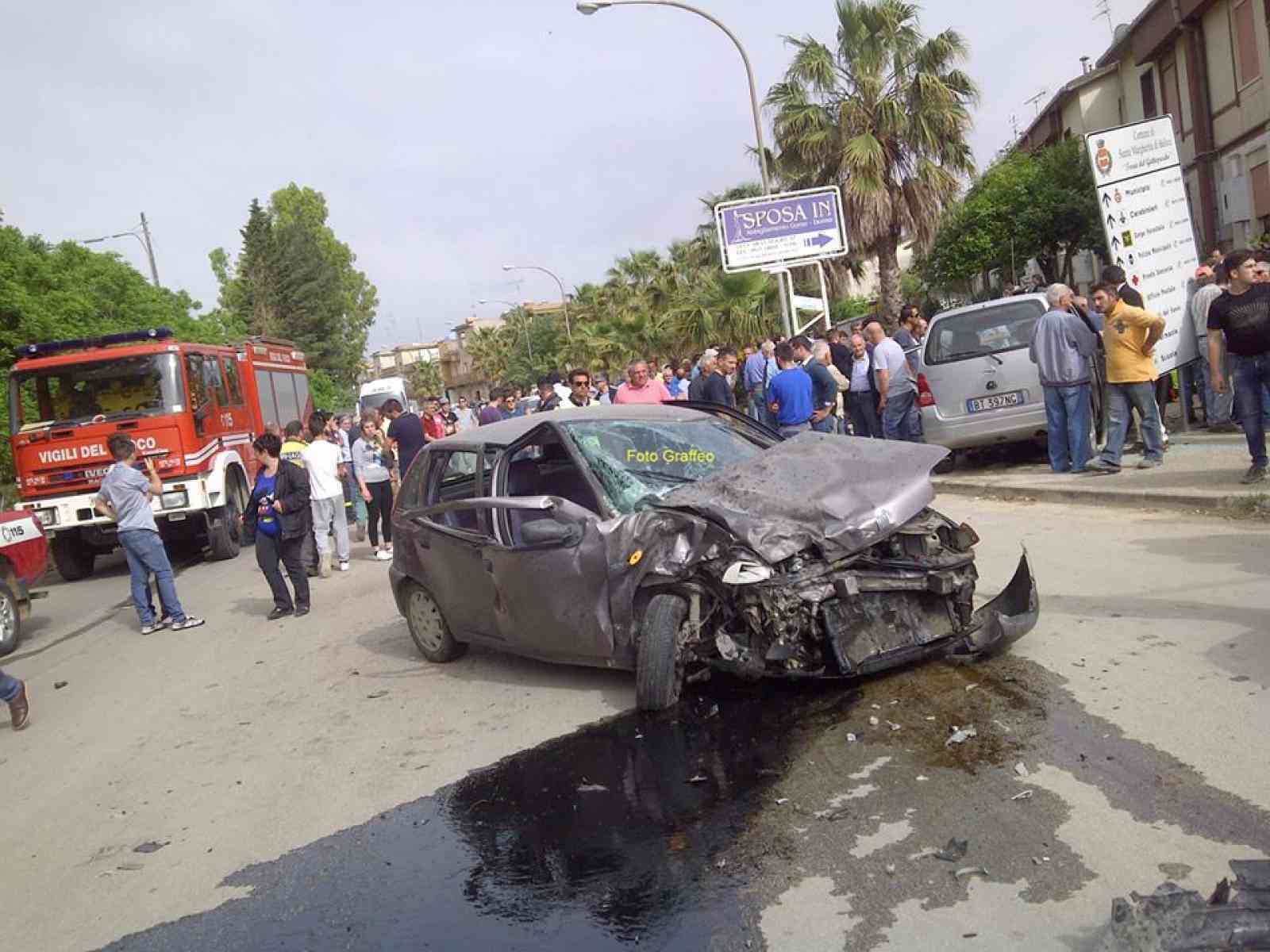 Incidente Frontale tra 2 auto a Santa Margherita. 6 feriti di cui uno trasportato in elisoccorso