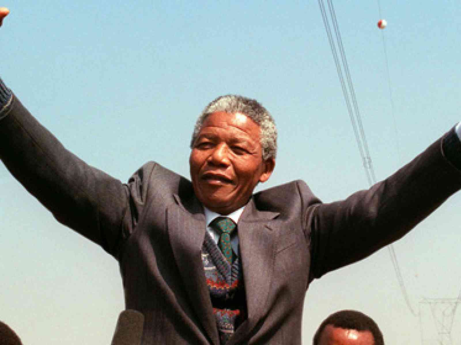 Nelson Mandela è Morto. Aveva 95 anni