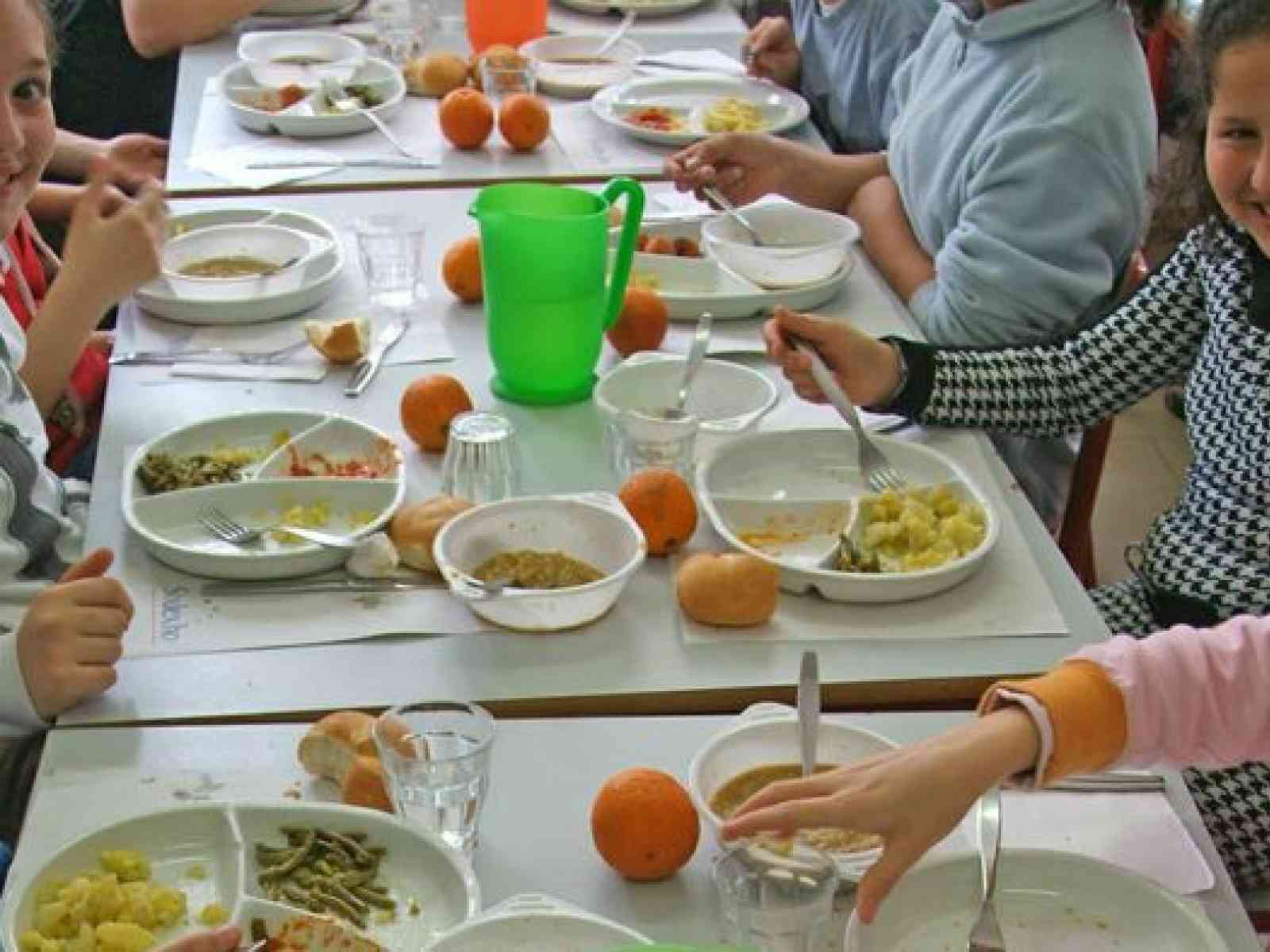 Scuole,a Menfi il servizio mensa prosegue regolarmente anche per l'anno 2013