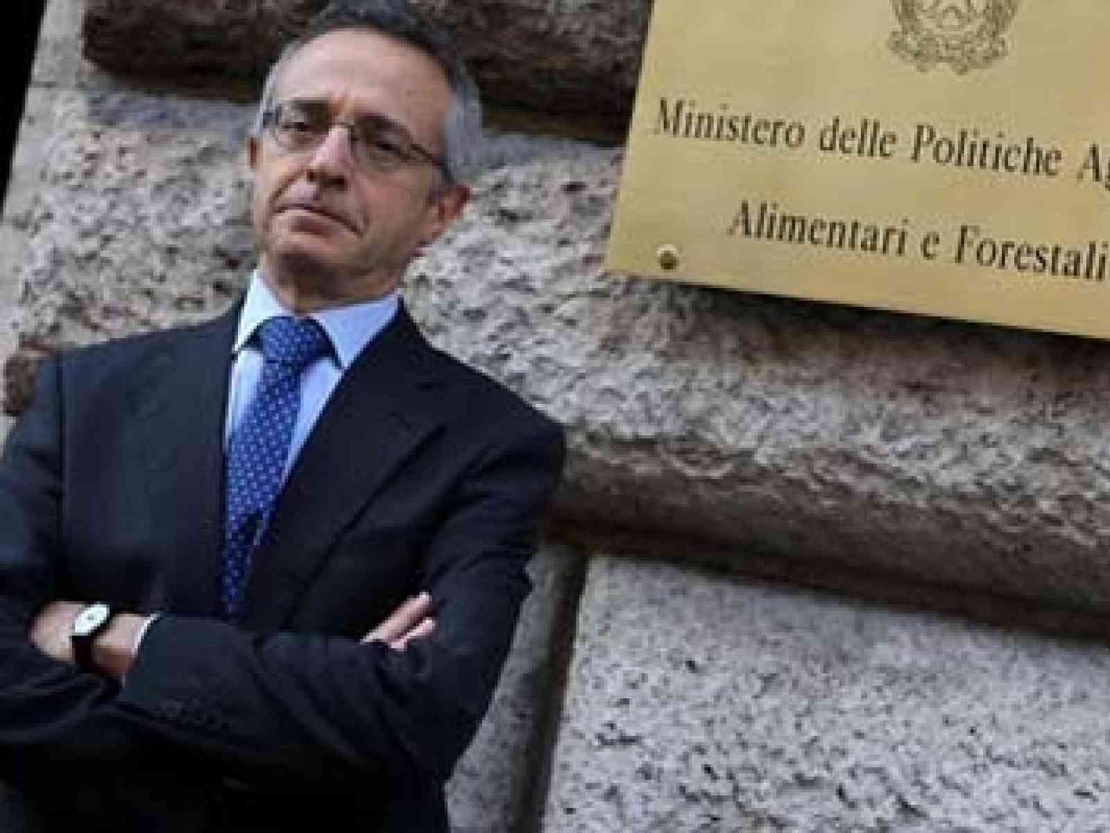 Liberalizzazioni: Ministro Catania, in Decreto legge interventi per rilancio agricoltura