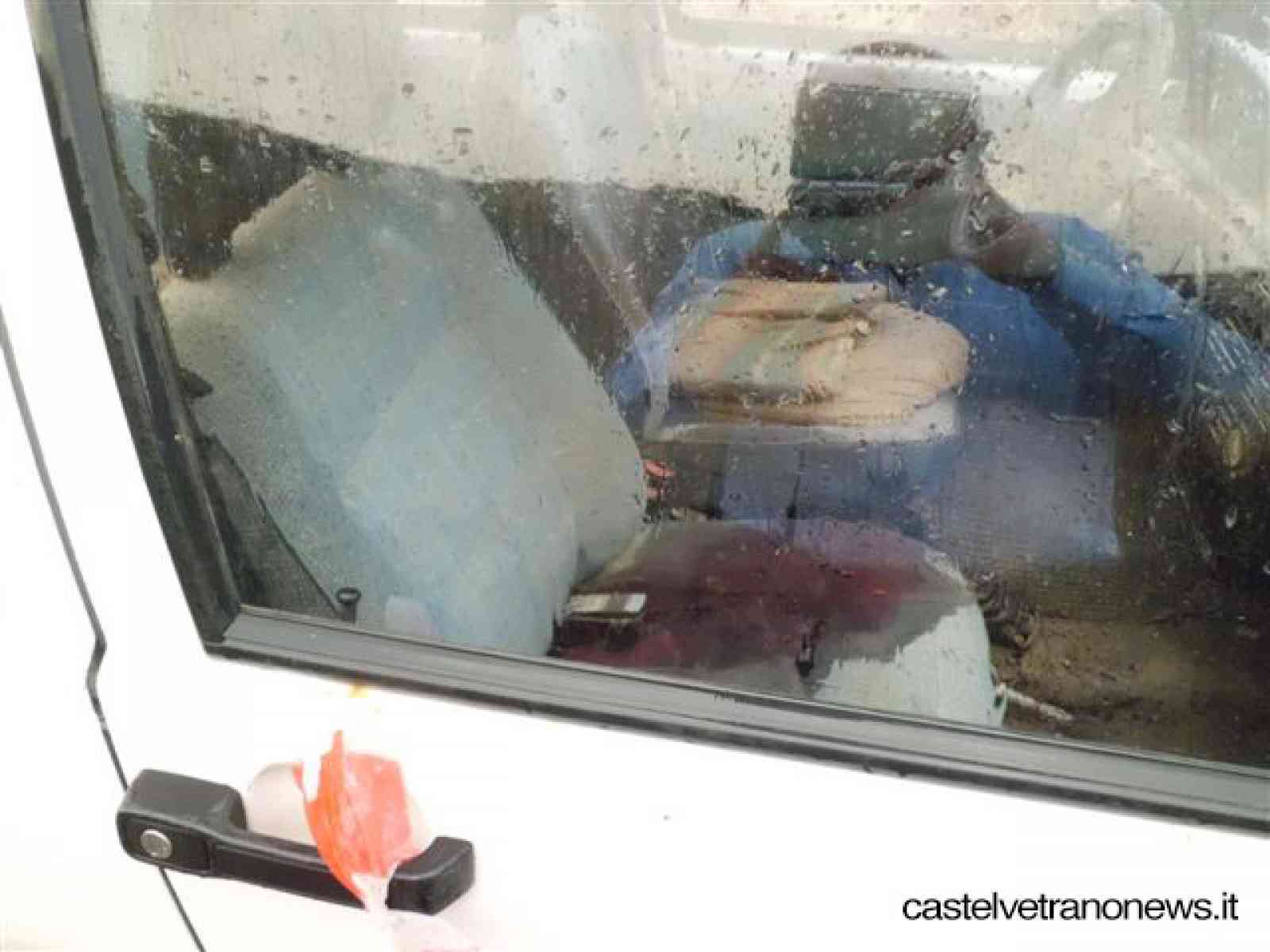 Spari a Santa Ninfa, uomo di Salemi ucciso a colpi di pistola in auto