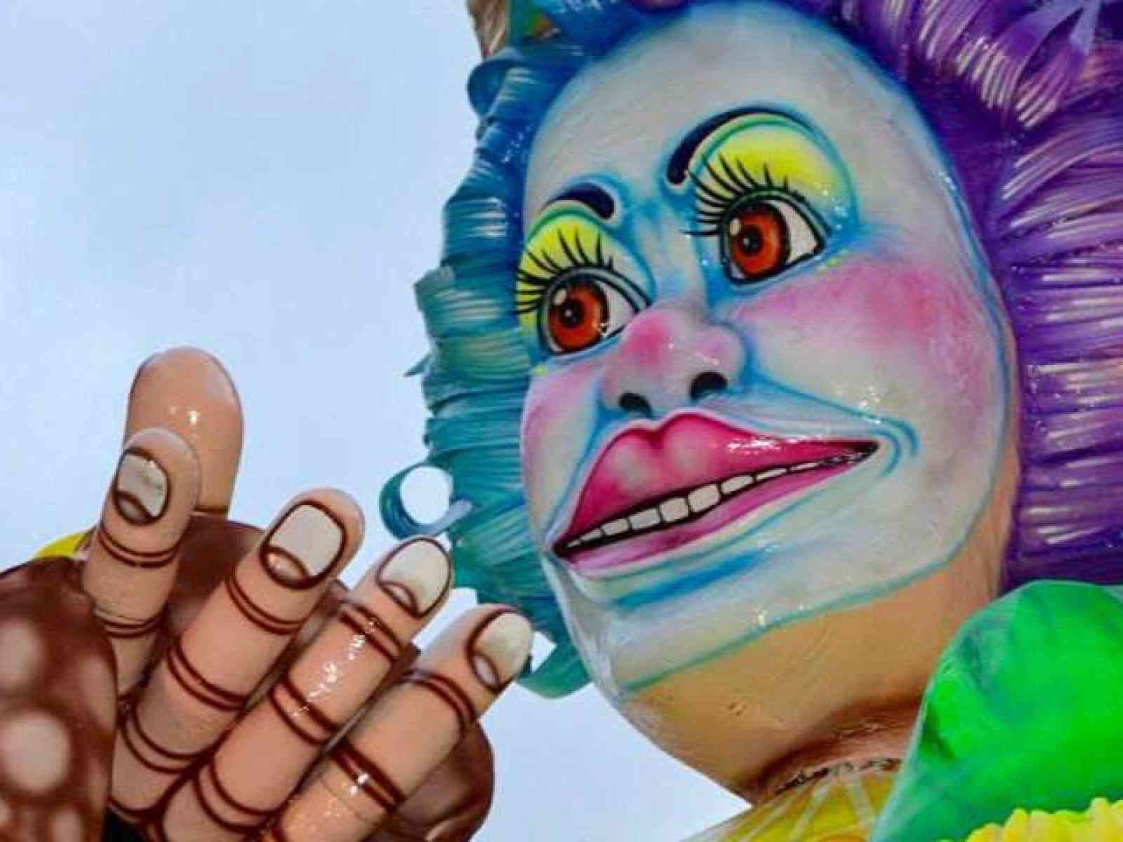 Carnevale di Sciacca. Oggi si conclude con la sfilata dei gruppi e il rogo di Peppe Nappa