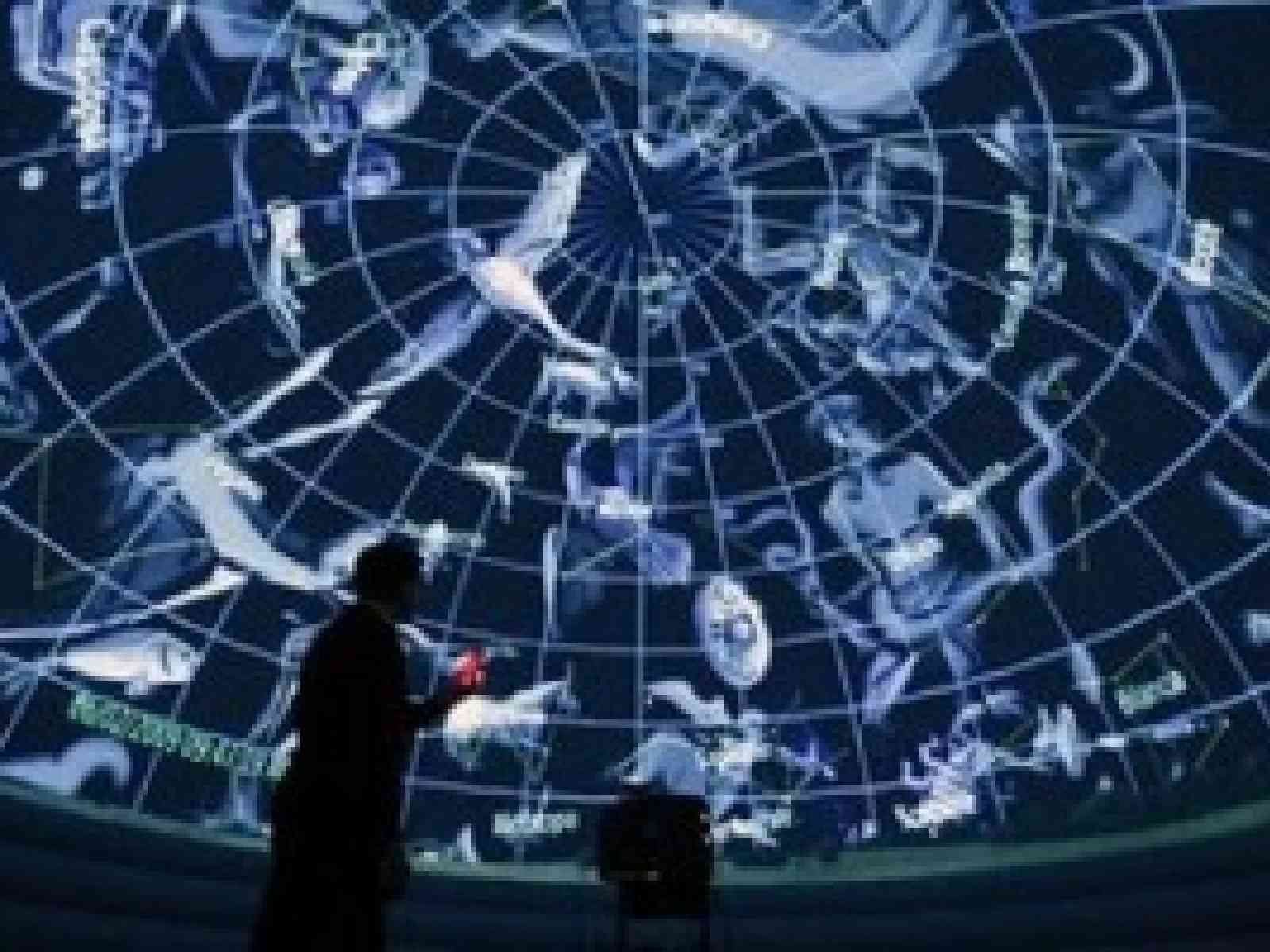 Sciacca: l'astronomia digitale entra nelle scuole con il “Planetario“ di Palermo
