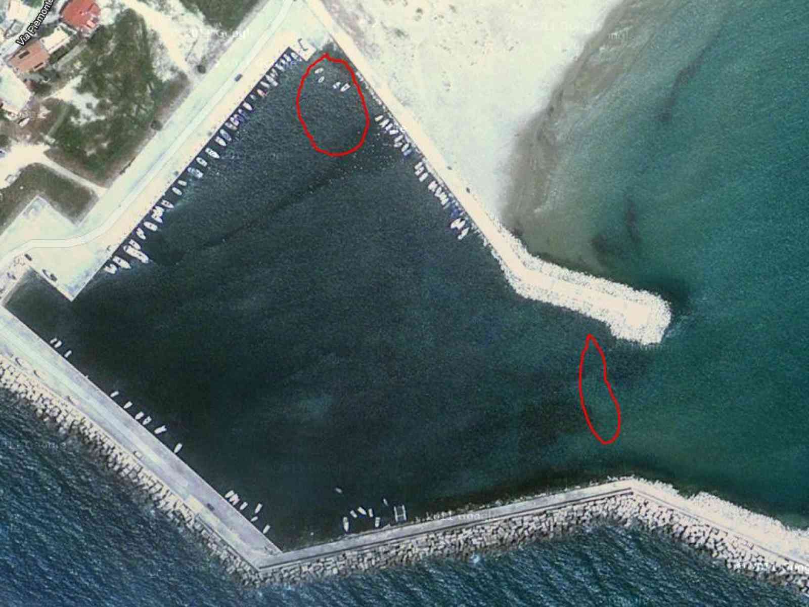 La sabbia invade il porto