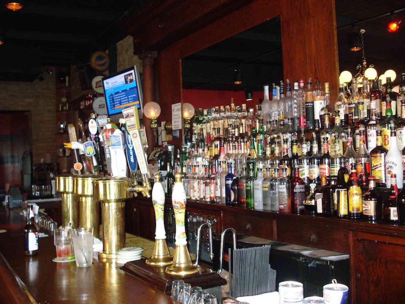 Violenza sessuale. Proprietario pub 'La scalunata' agli arresti per aver abusato di una cliente inglese