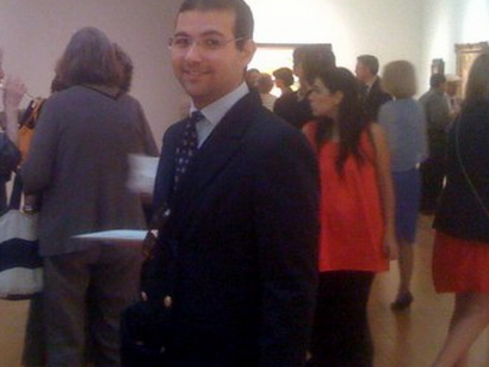 Menfi, 3000 euro al nuovo Esperto del Sindaco: dovra' twittare e condividere notizie su Facebook