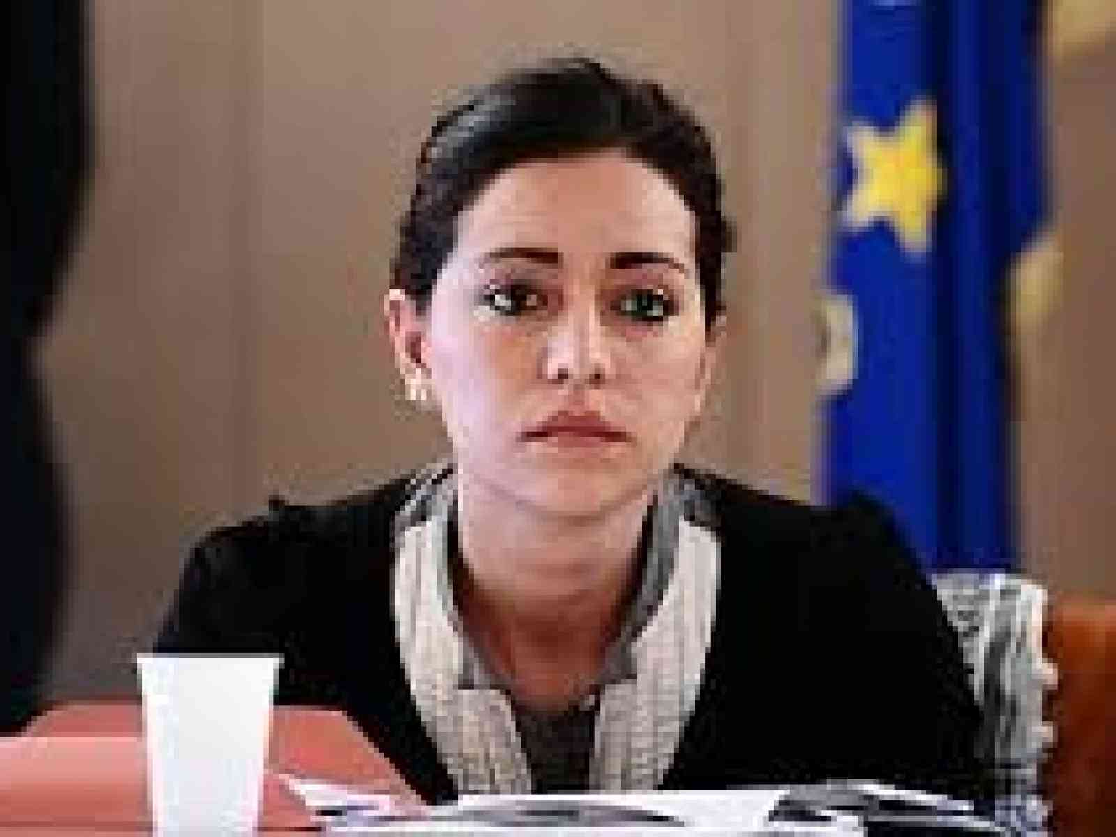 Piano giovani, pronta la mozione di censura alla Scilabra. “Va cacciata anche per la Formazione“