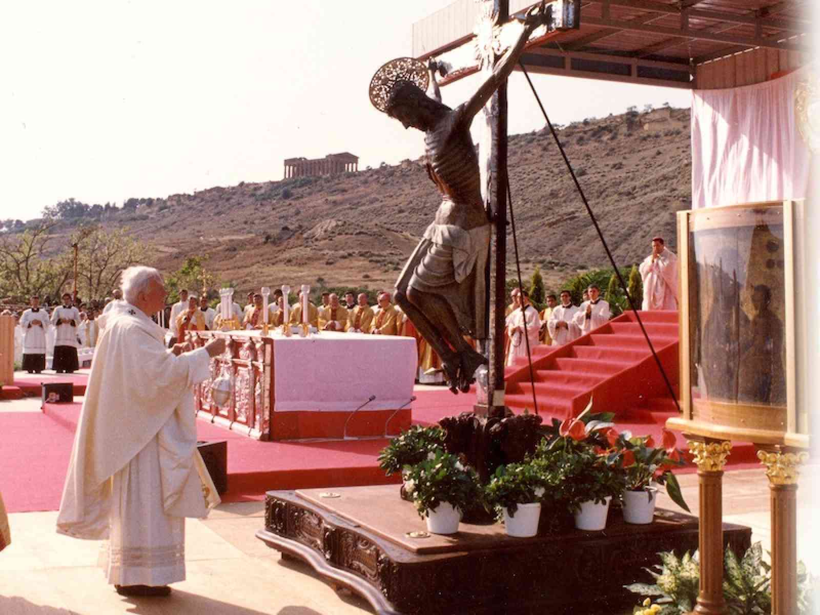 Santa Margherita. Dal 2 al 9 maggio si rinnova la fede e la devozione per il SS. Crocifisso