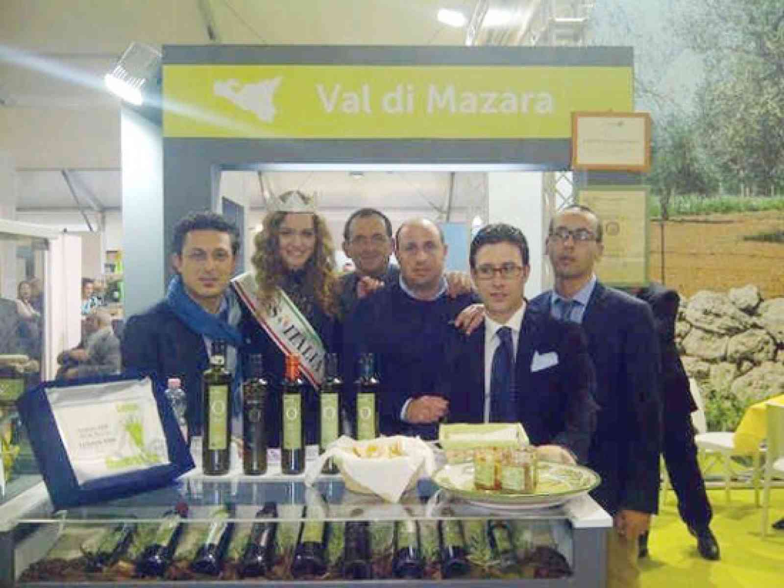 Olio. La cooperativa menfitana, La Goccia D'Oro, chiude il 2012 con un +76% sul fatturato