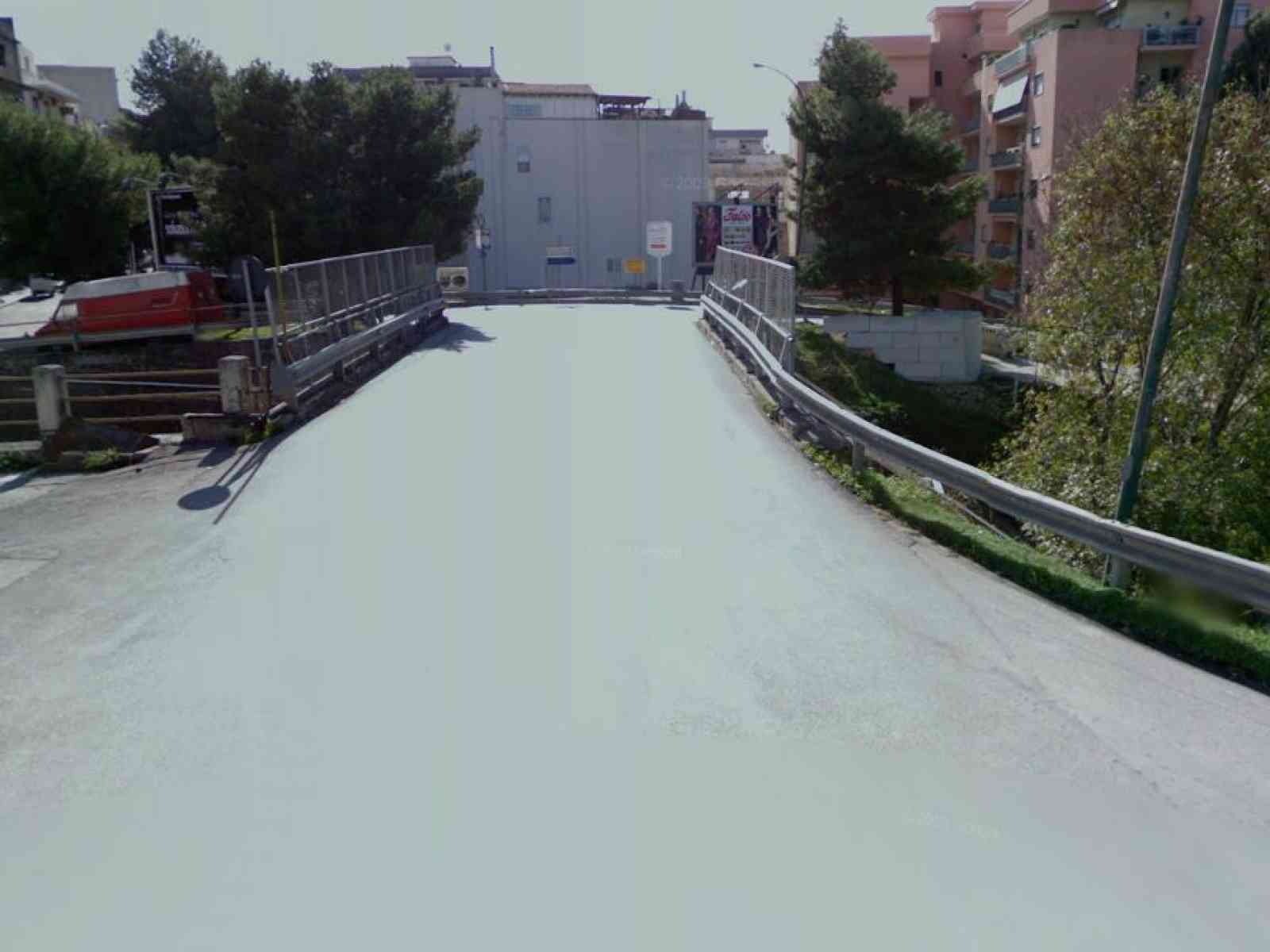 Ponte di Via Pompei, si programma l’intervento di riparazione