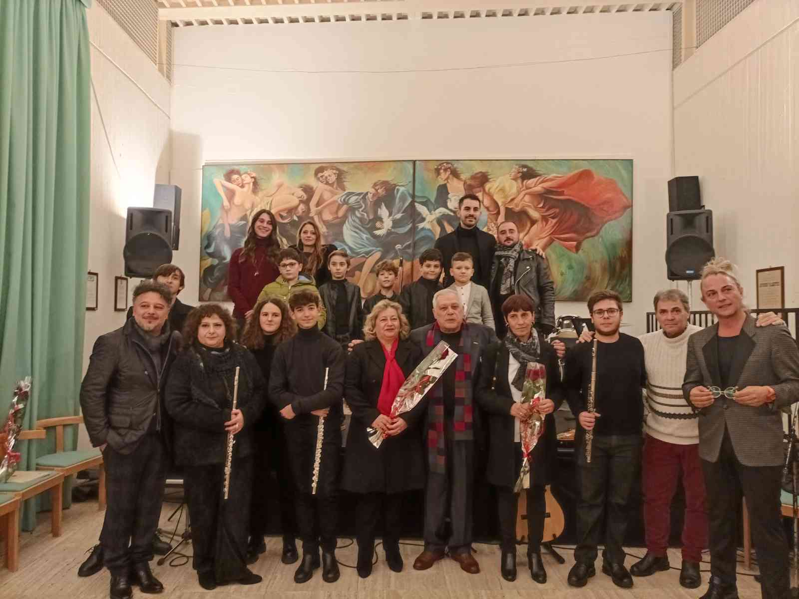 Immagine articolo: Successo a Menfi presso l’Istituzione Culturale Federico II per il “The Concert Christmas show”