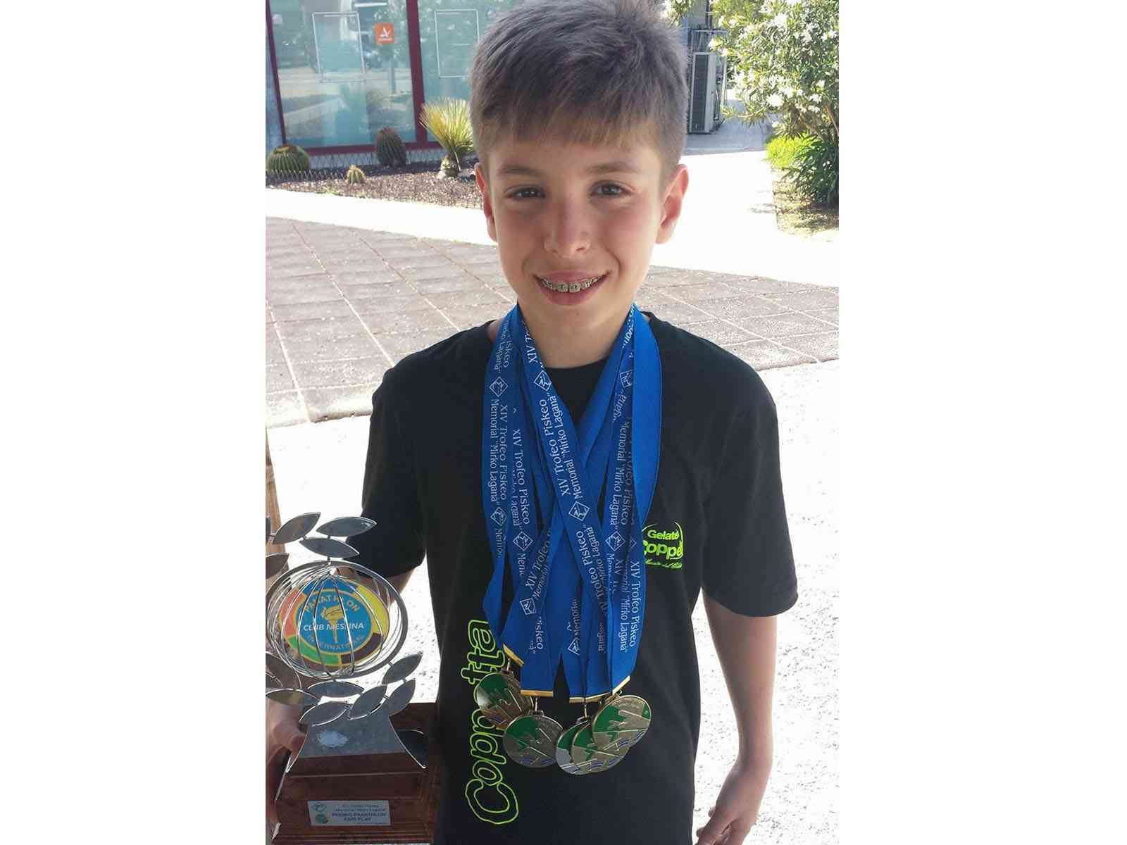 Immagine articolo: Nuovo Record Regionale di Nuoto FIN nei 50 dorso per il piccolo Daniele Giardina