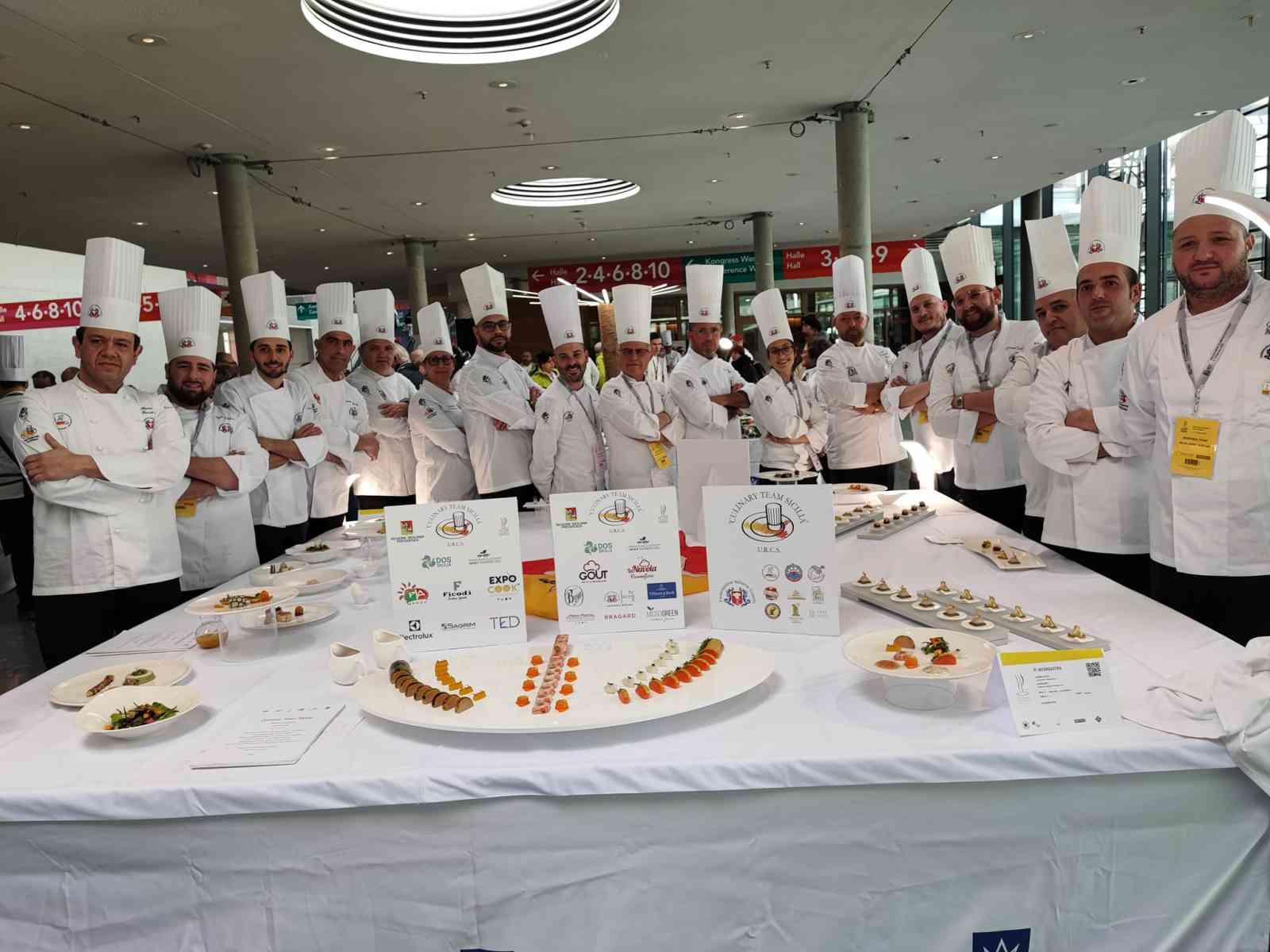 Immagine articolo: Lo chef menfitano Liborio Bivona nel team vincitore della medaglia d'argento alle Olimpiadi di Cucina, Ika 2024